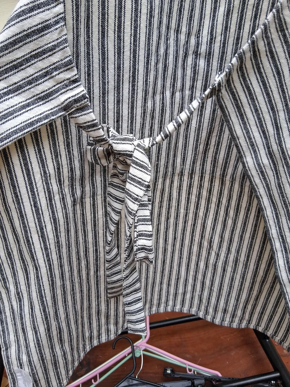 Working Kitchen Striped Black and White Apron with Front Pockets 100% Cotton NWT